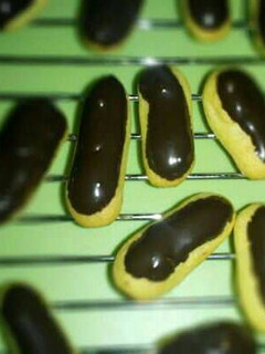 Foto resep Eclairs With Cheese Custard Filling