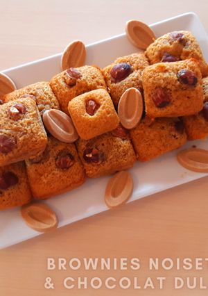 Une photo de BROWNIES NOISETTES & CHOCOLAT DULCEY