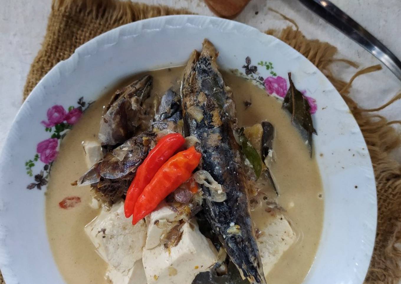 Mangut Ikan Cuwe dengan bumbu iris ala semarangan