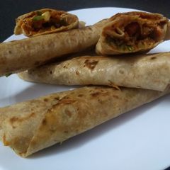 A picture of Chapathi roll.