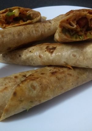 A picture of Chapathi roll.