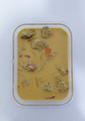 Una foto de Carrilleras con salsa de verduras