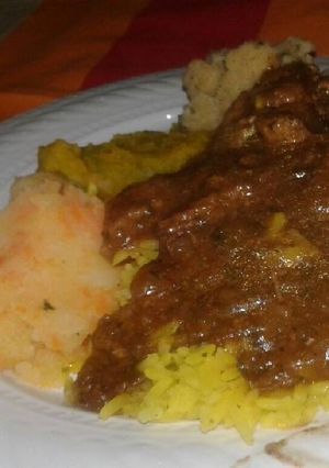 A picture of Tasty Beef Stew Marinated with Amasi.