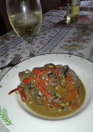 Una foto de Bondiola de cerdo con vegetales