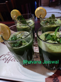पुदीना शरबत (Pudina Sharbat recipe in hindi) रेसिपी मुख्य फोटो