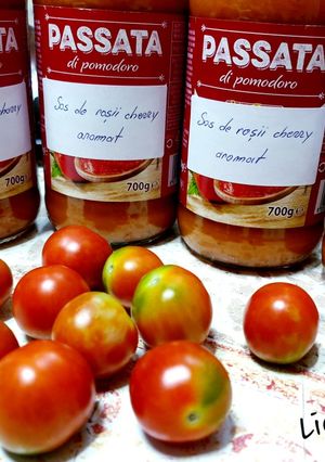 O poză a rețetei Sos de roșii cherry aromat.