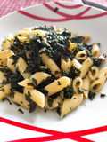 Mezze penne cavolo nero e acciughe