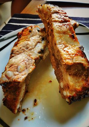 Una foto de Costillar de cerdo a la mostaza