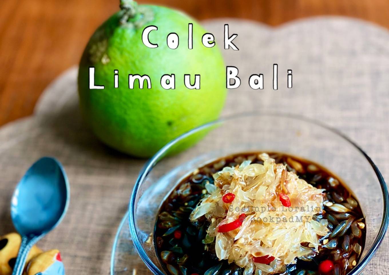 Colek Limau Bali (Pamelo in Spicy Soy Sauces)
