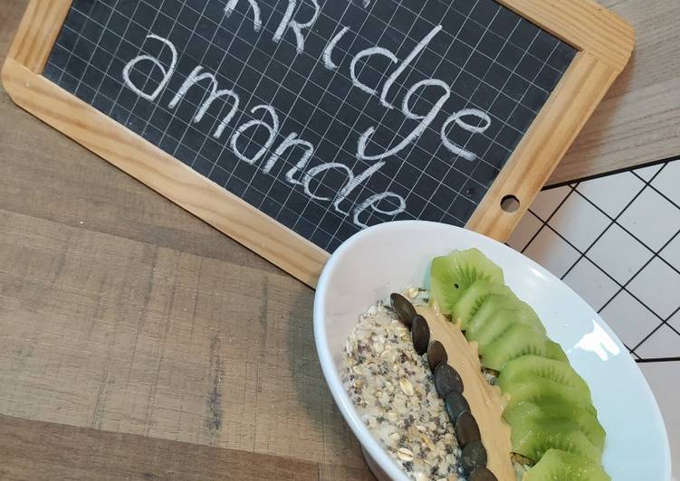 Comment Cuisiner Porridge à la poudre d&#39;amande / kiwi
