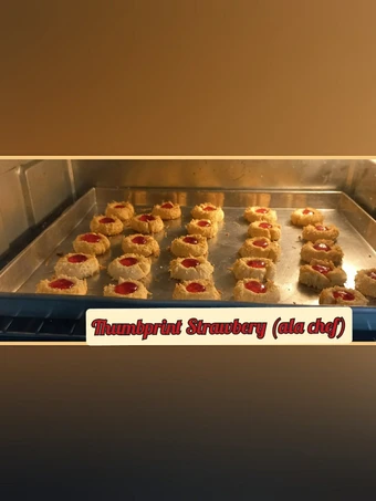Easy Steps Prepare Recipes Thumbprint Strawbery (ala chef) the Awesome  Perfect.