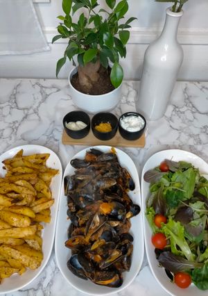 Une photo de Moule Façon 🇮🇹