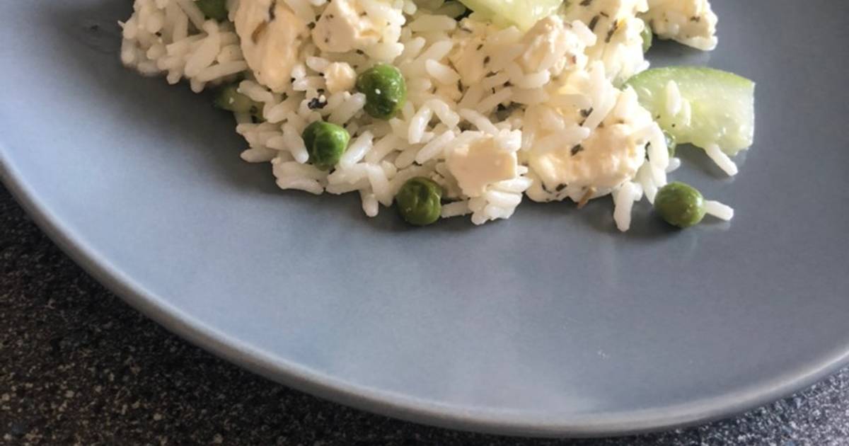 Reissalat mit Erbsen, Gurke und Feta Rezept von Eatwithangi - Cookpad