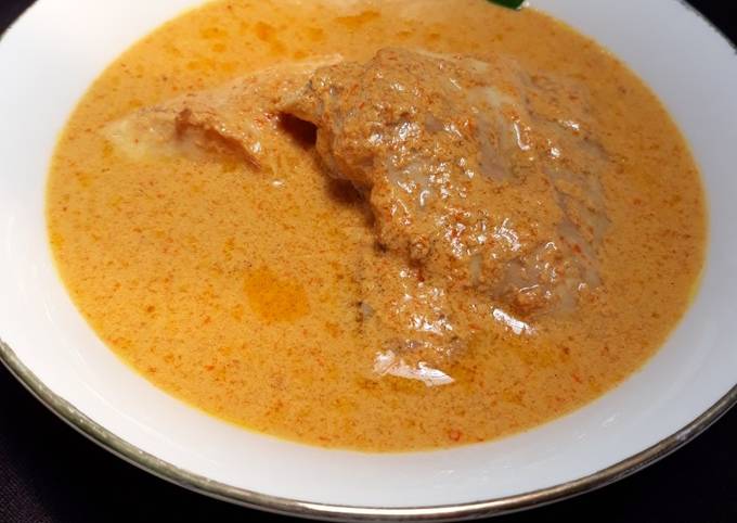 Gulai ayam padang