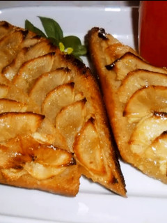 Una foto de Mini tartas de manzanas rústicas