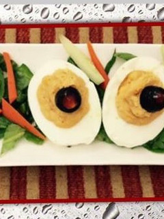 A picture of Devil eggs.