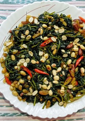A picture of Espinacas a la Catalana.