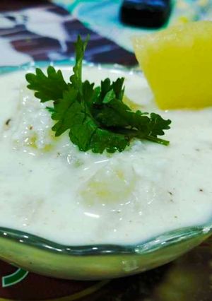 A picture of Pineapple raita.