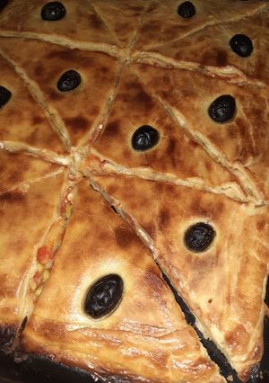 صورة لوصفة 🥟 كوكا مورقة بدون عجينة مورقة 🥟