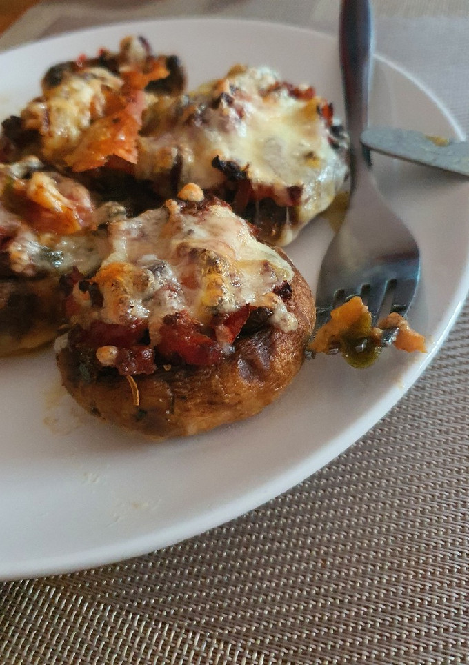 Una foto de Champiñones rellenos