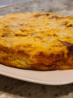 Una foto de Tortilla de patata y calabacín al horno