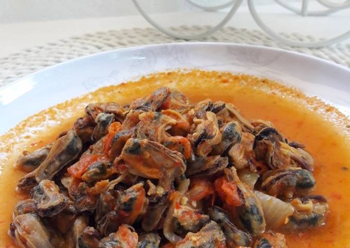 Kerang Hijau Saus Padang