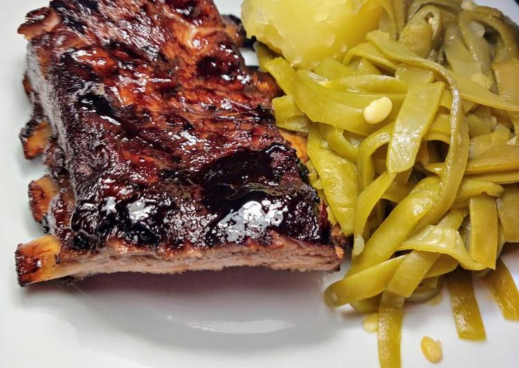 Costillas asadas con salsa Teriyaki y cerveza