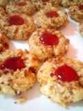 Galletitas de nuez y jalea de frutilla