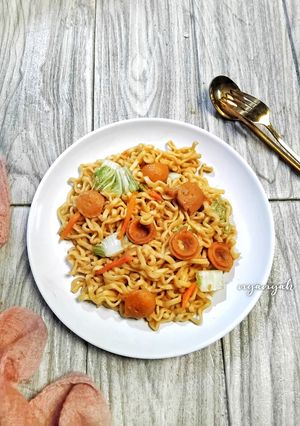 Foto resep Mie Goreng Sosis Sayur