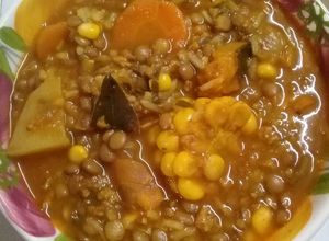 Una foto de Guiso de lentejas sin Carne