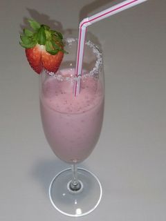 Una foto de Batido de fresas, plátano y endivia