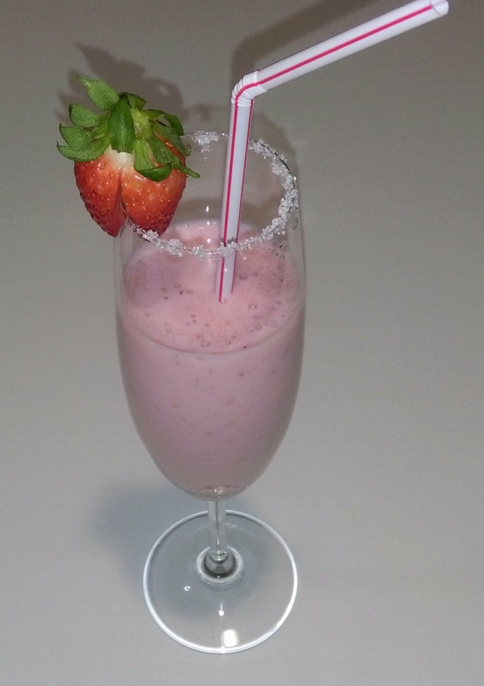 Una foto de Batido de fresas, plátano y endivia