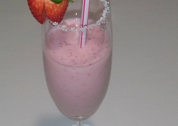 Batido de fresas, plátano y endivia