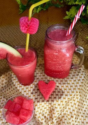 A picture of Watermelon juice.