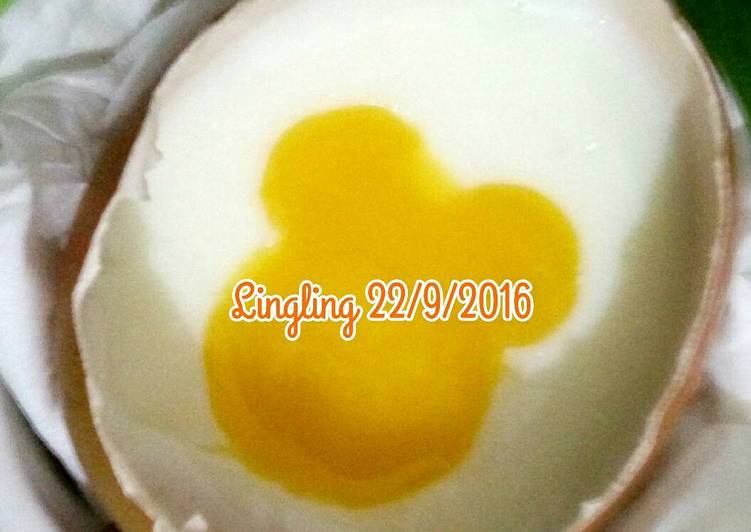 Mickey Mouse Egg