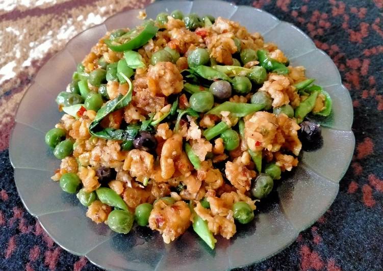 Bagaimana Membuat Tumis Tempe Leunca Pedas Anti Gagal