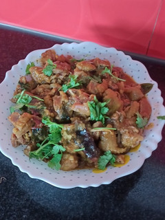 நாட்டுக்கோழி வறுவல்(country chicken gravy recipe in tamil) செய்முறை முக்கிய புகைப்படம்