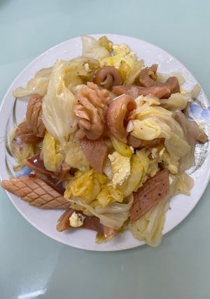 高麗菜炒魷魚 的食譜成品照片