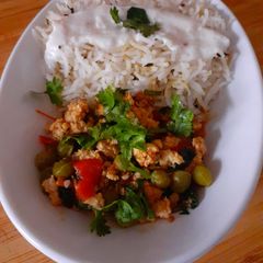 A picture of Chicken Mince & Pea Curry🥘.