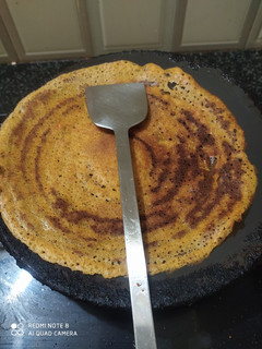 கார தோசை(kara dosai recipe in tamil) செய்முறை முக்கிய புகைப்படம்