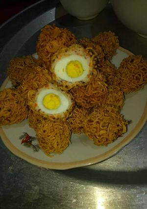 Hình của món Trứng cút bọc giò sống.