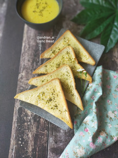 Foto resep Garlic Bread Simpel
