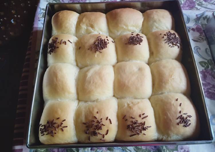 Cara Membuat Roti sobek isian coklat Simpel