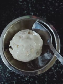 બનાના આઈસ્ક્રીમ (Banana Ice Cream Recipe In Gujarati) રેસીપી મુખ્ય ફોટો