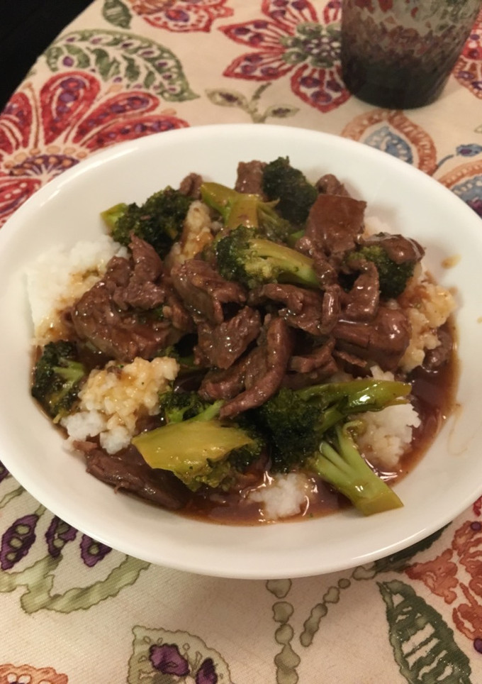 A picture of Beef & Broccoli.