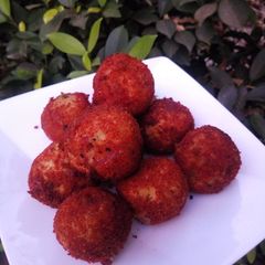 Yam balls A picture of Yam balls.