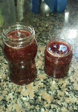 Una foto de Mermelada de frutillas súper fácil!