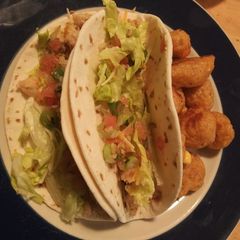 A picture of Fish Tacos.