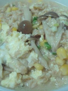 A picture of Tuna and Corn Oatmeal Porridge.