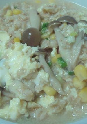 A picture of Tuna and Corn Oatmeal Porridge.